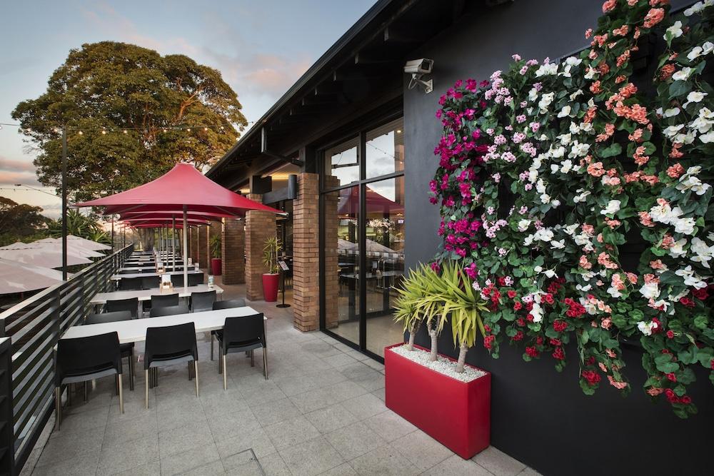 Nightcap At The Ranch Hotel Macquarie Park 外观 照片